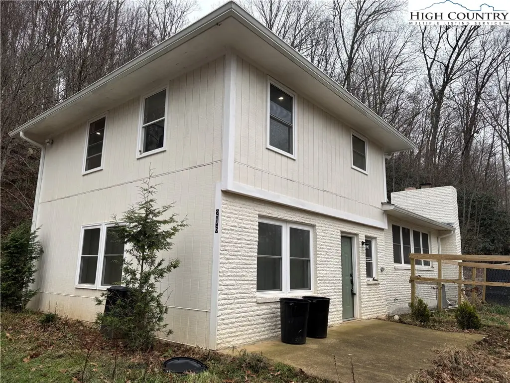 206 Bryant Combs Road, Sugar Grove, NC 28679 - #1
