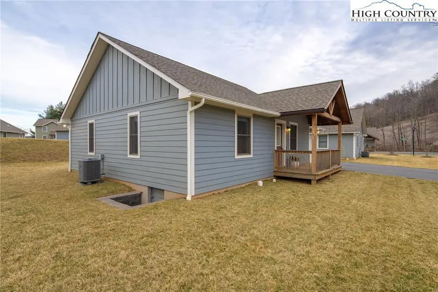 424 Townhomes Place, Boone, NC 28607 - Image #3