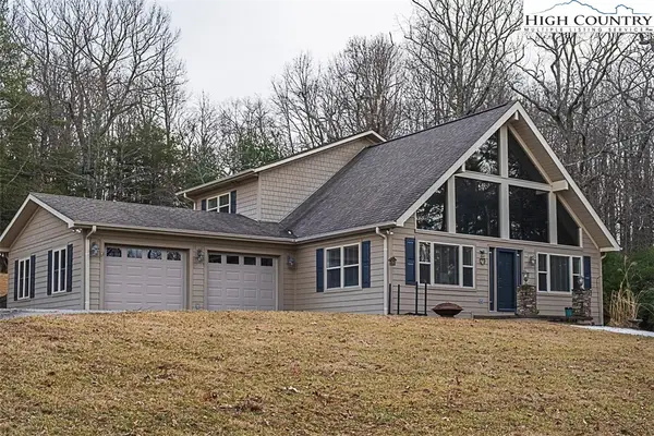 148 Buchanan Street, Roaring Gap, NC 28668