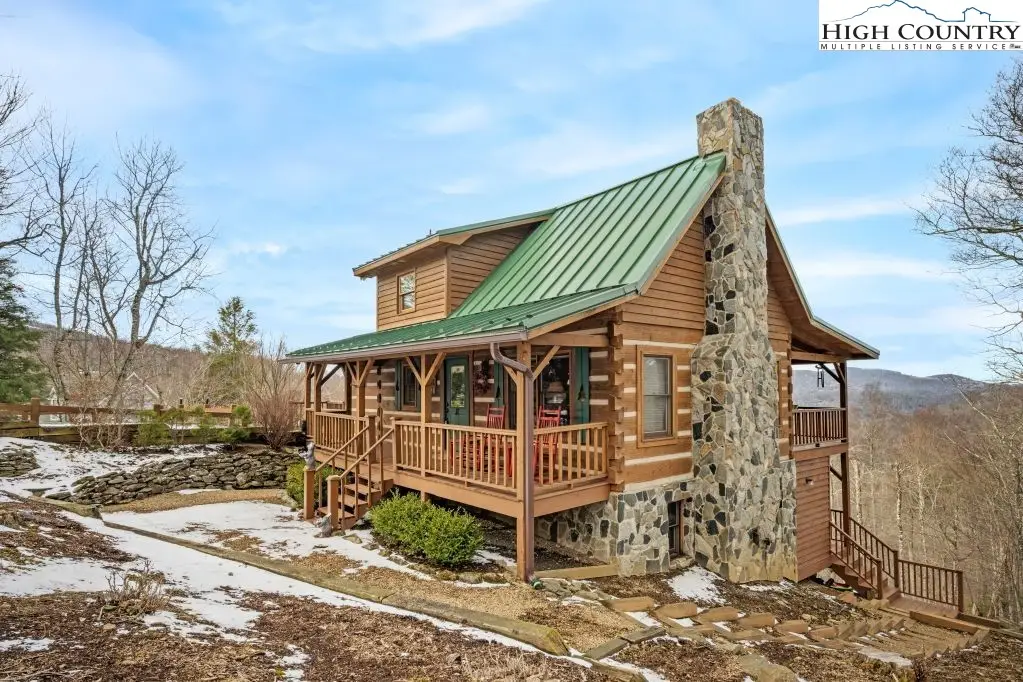 126 Rock Spring Circle, Sugar Mountain, NC 28604 - Image #1