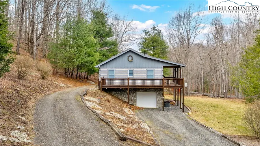 108 Chestnut Creek, West Jefferson, NC 28694 - #3