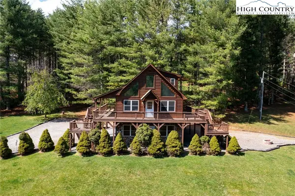 11 Lucky Lakes Drive, Grassy Creek, NC 28631