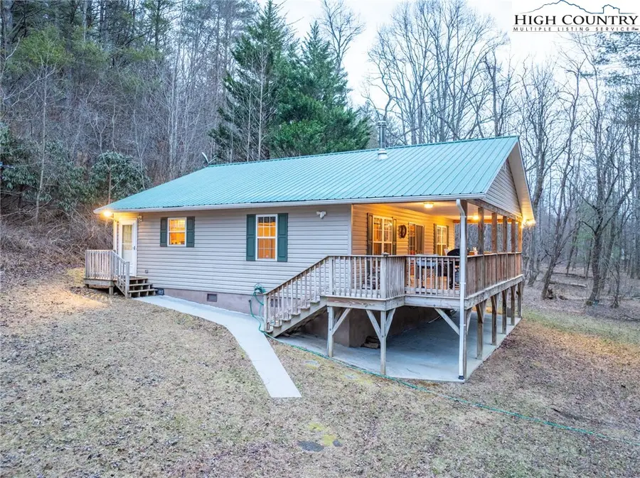 1581 River Front Drive, Jefferson, NC 28640 - Image #2