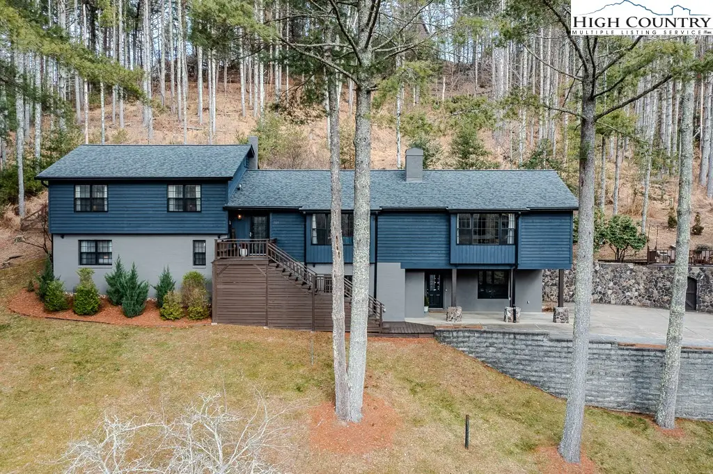 281 Old Hartley Road, Banner Elk, NC 28604 - Image #1