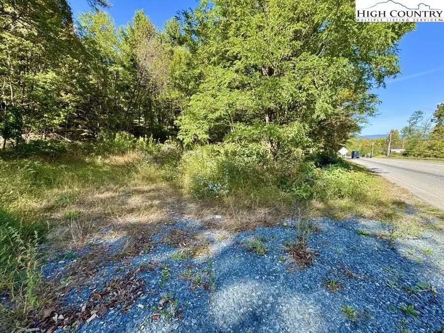 5221 Nc Highway 105, Banner Elk, NC 28604 - #3