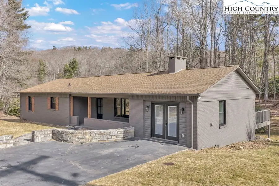 711 Possum Hollow, Blowing Rock, NC 28605 - Image #2