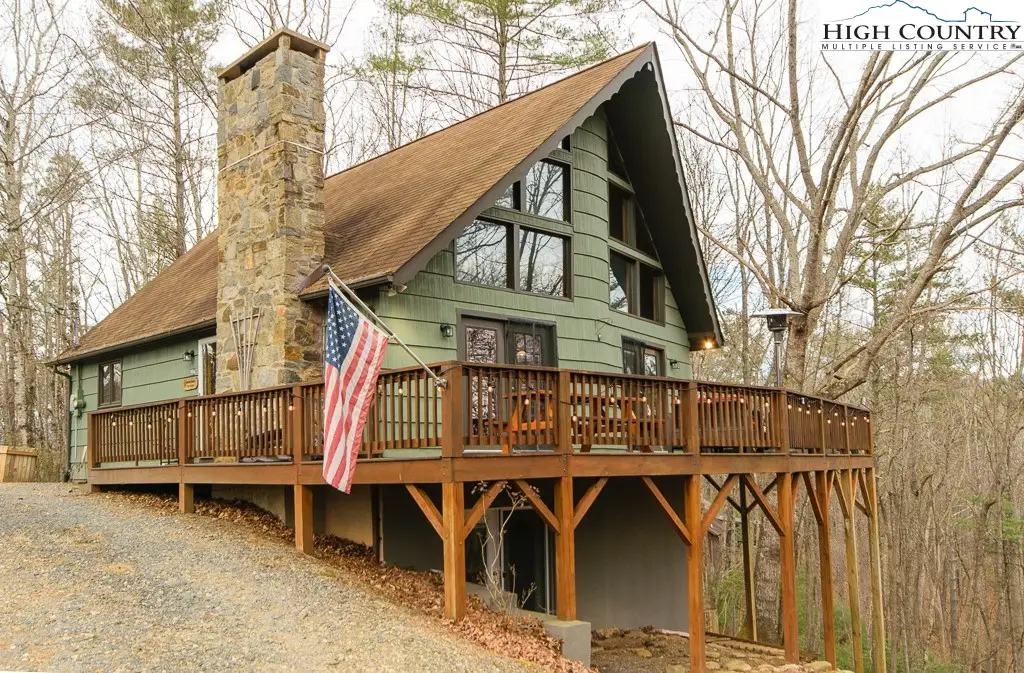 994 E Laurel Circle, Deep Gap, NC 28618 - Image #1