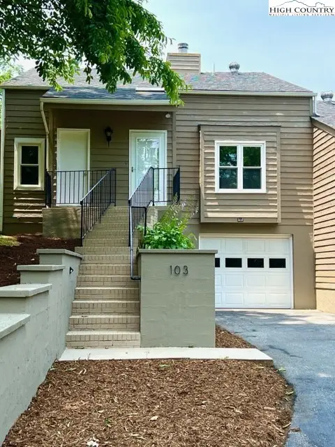 30 Village Road #103, Roaring Gap, NC 28668