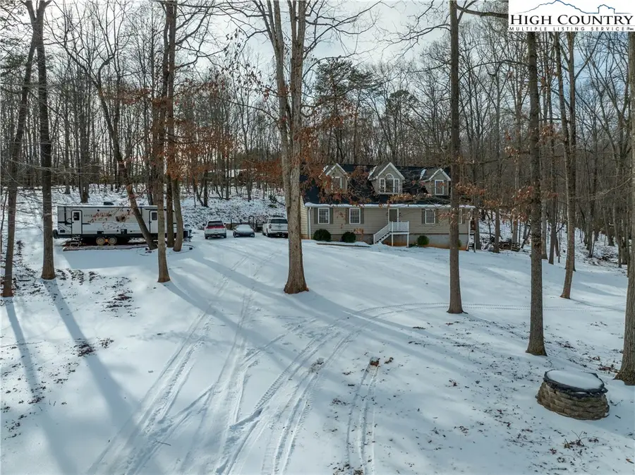 1012 Tuckda Way, Hamptonville, NC 27020 - #3