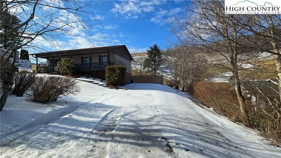 125 Benfield Drive, Jefferson, NC 28640 - #3