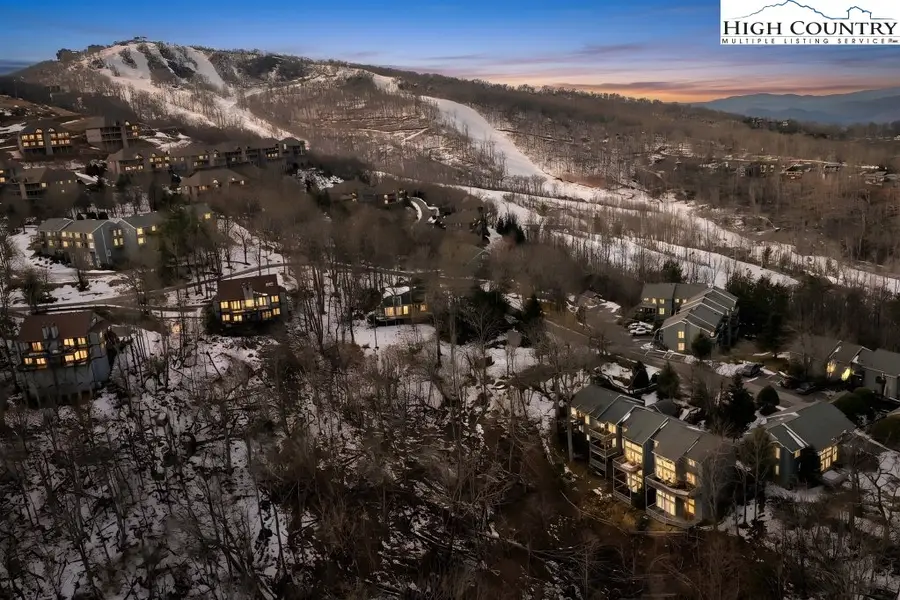 378 Skyleaf Drive #A8, Sugar Mountain, NC 28604 - #3