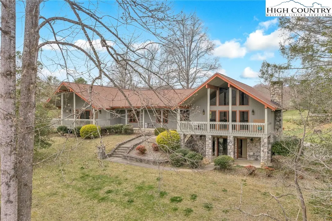 2718 Arden Drive, Lenoir, NC 28645 - #1