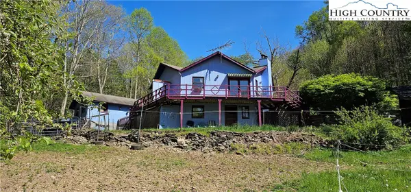 873 Silverleaf Road, Zionville, NC 28698