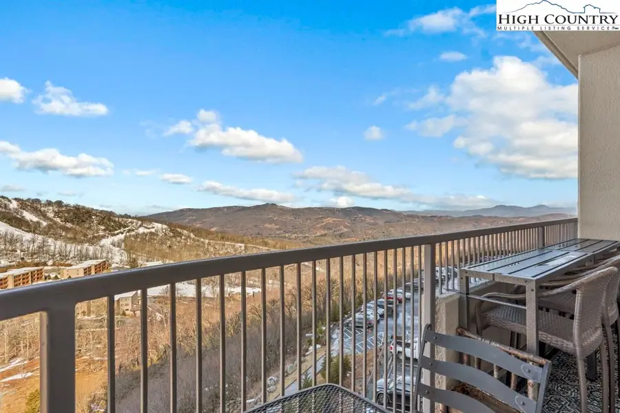 303 Sugar Top Drive #2401, Sugar Mountain, NC 28604 - #3