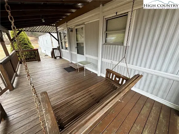 3661 Darnell Woodie Road, Laurel Springs, NC 28644