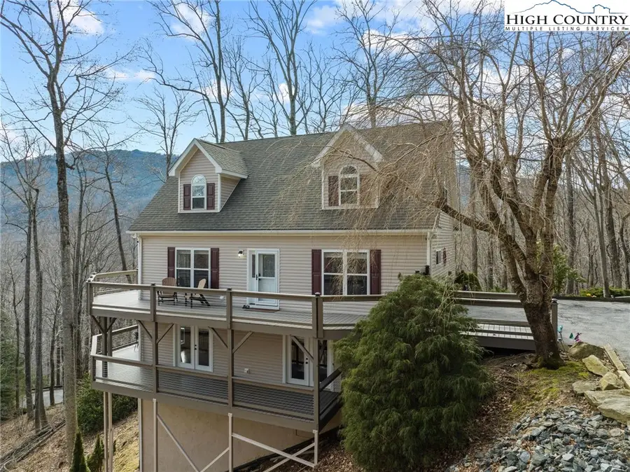 280 Isle Of Skye, Banner Elk, NC 28604 - #3