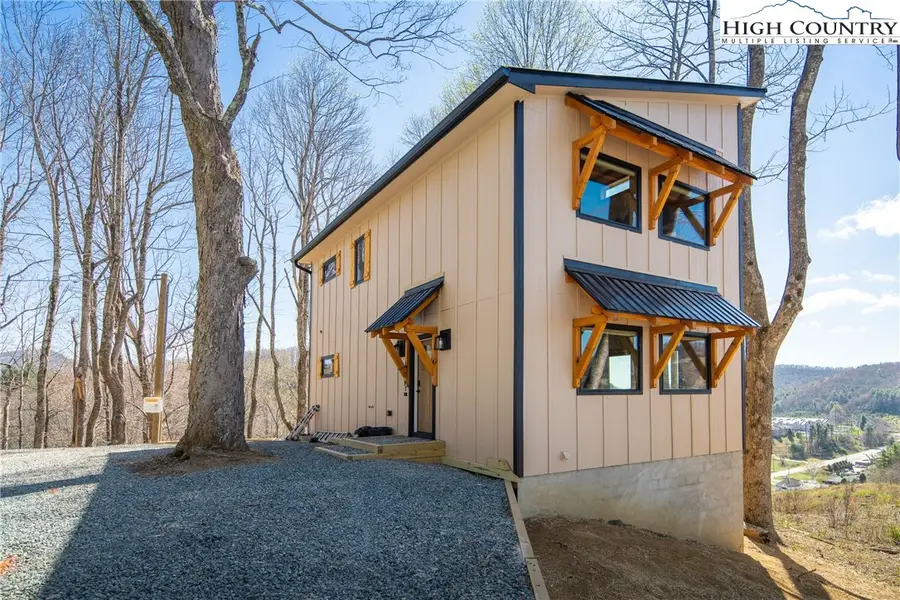 330 Maplewood Circle, Boone, NC 28607 - #2