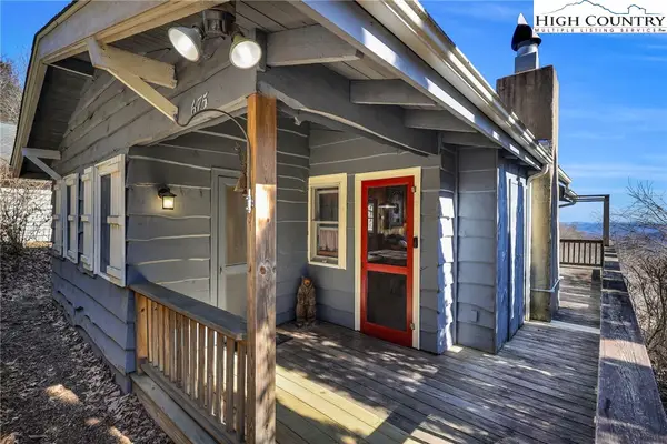 675 Old Johns River Road, Blowing Rock, NC 28605