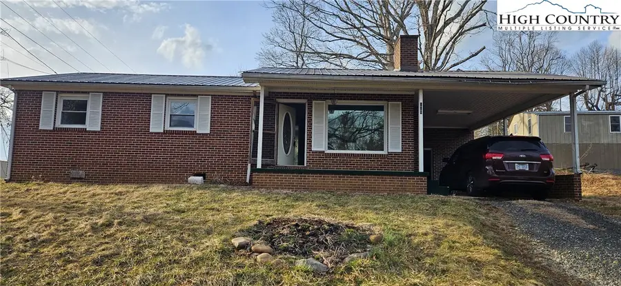 183 Maple Road, Spruce Pine, NC 28777 - #2
