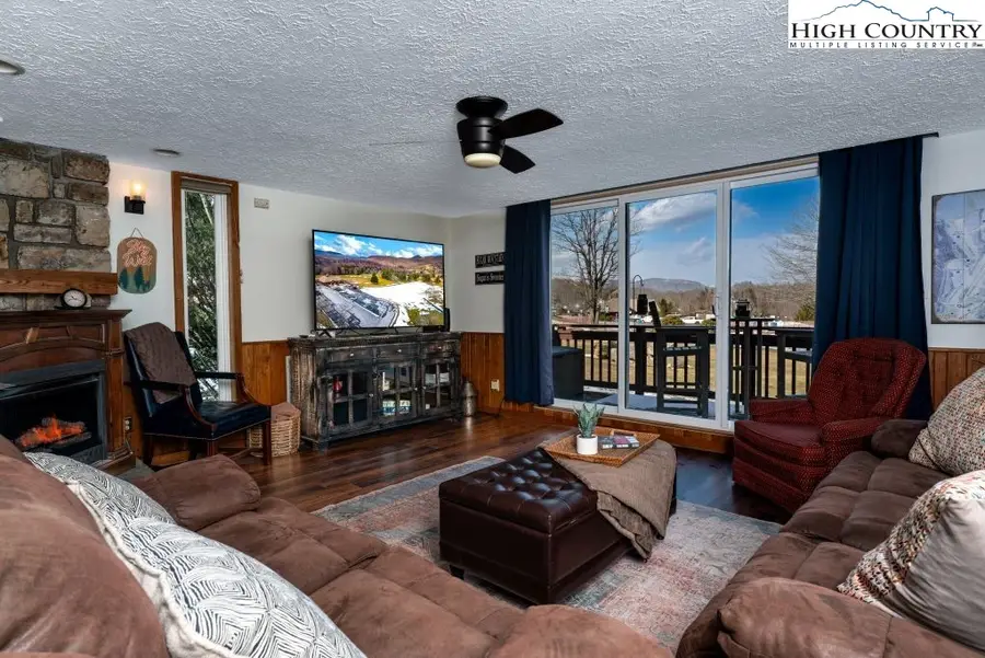 1040 Sugar Mountain Drive #A1, Sugar Mountain, NC 28604 - #3