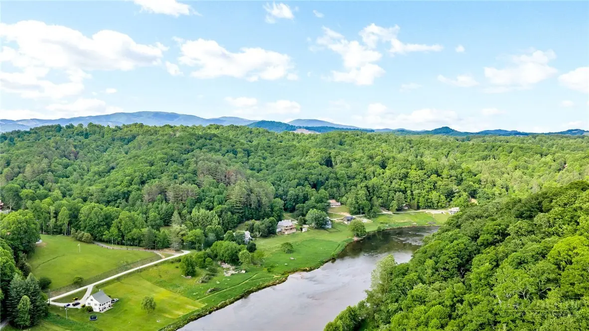 7 Legra Road, Grassy Creek, NC 28631 - #1