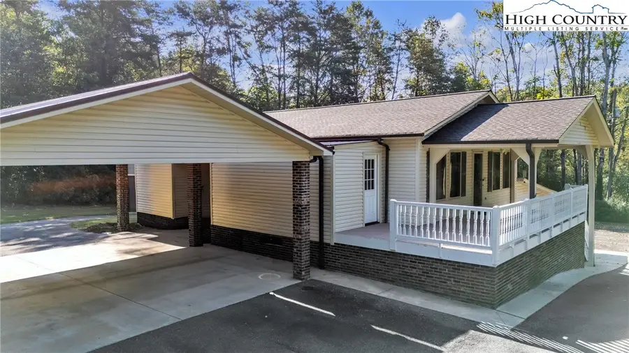 3086 Taylorsville Road, Lenoir, NC 28645 - #3