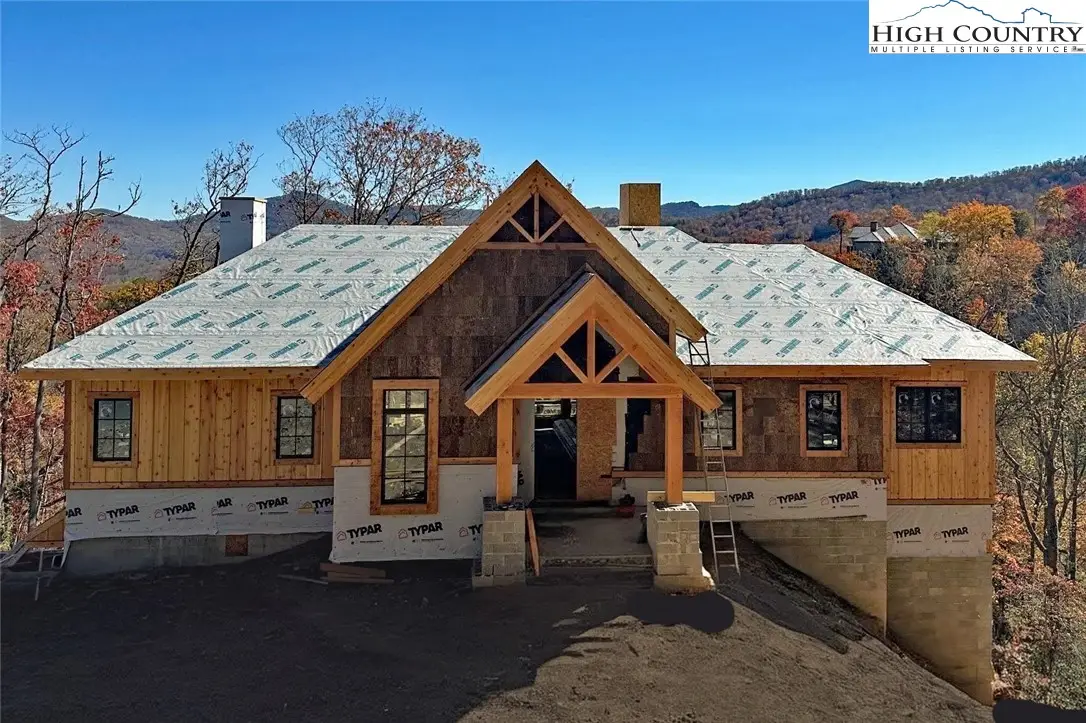 346 Wren Way, Banner Elk, NC 28604 - #1