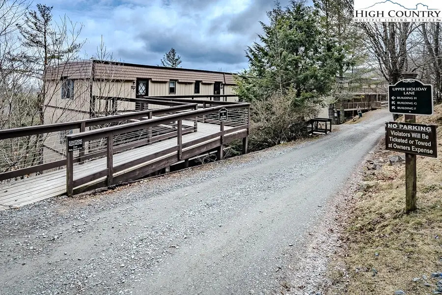 103 Upper Holiday Lane #327, Beech Mountain, NC 28604 - #2