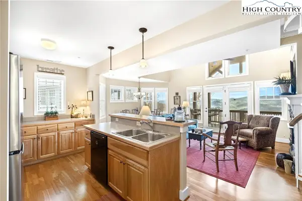 337 Indian Paintbrush Drive #R431, Banner Elk, NC 28604