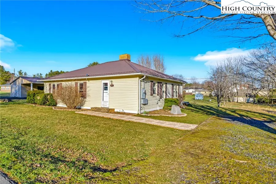 186 King Street, West Jefferson, NC 28694 - #3