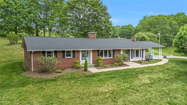 2671 Nc Hwy 16 S Road, Jefferson, NC 28640