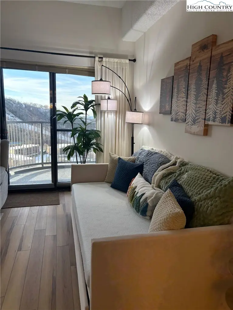 303 Sugar Top Drive #2301, Sugar Mountain, NC 28604 - #3