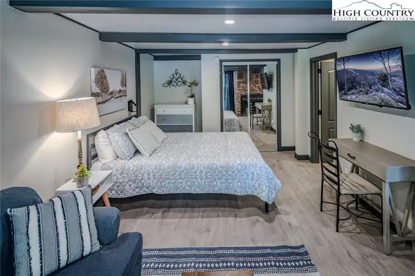 24 Creekside Drive #C, Banner Elk, NC 28604