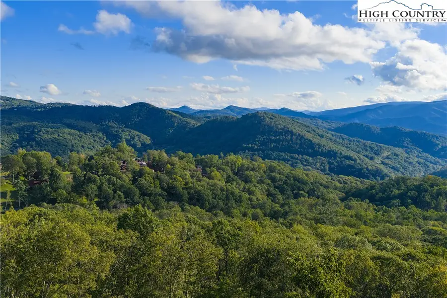 C52 Firefly Cove, Banner Elk, NC 28604 - #2