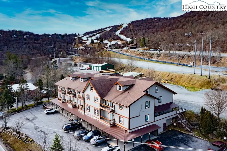 1005 Beech Mountain Parkway #207, Beech Mountain, NC 28604 - #2