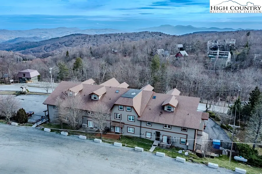 1005 Beech Mountain Parkway #207, Beech Mountain, NC 28604 - #3