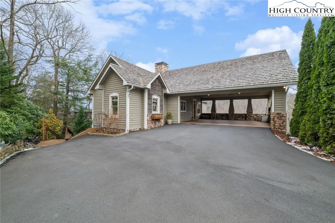 1690 Evergreen, Boone, NC 28607 - #1