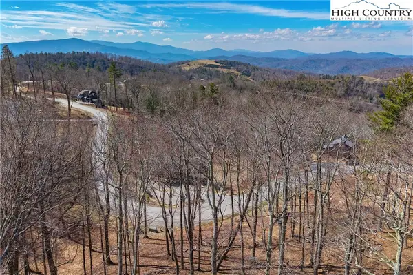 VR-5 Red Sky Parkway, Banner Elk, NC 28604