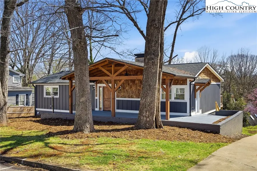 223 W Park Drive, Morganton, NC 28655 - #3