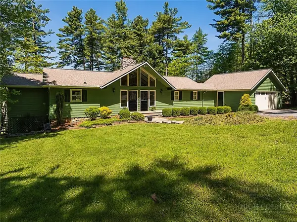 442 Country Club Road, Glade Valley, NC 28627