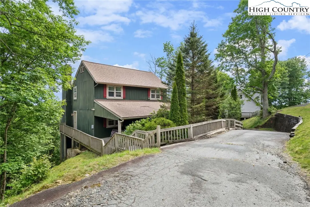 173 Chipmunk Lane, Blowing Rock, NC 28605 - #1