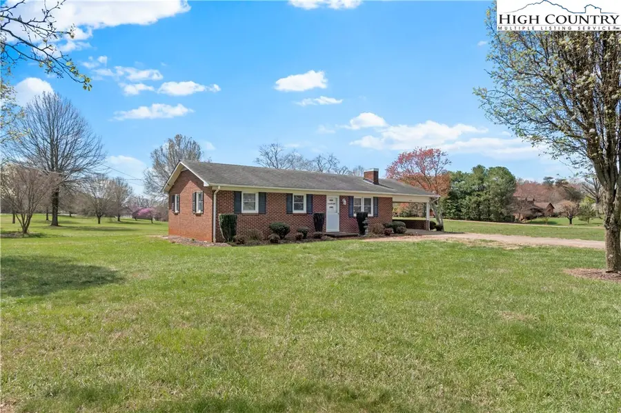 610 Nc Hwy 67, Boonville, NC 27011 - #3