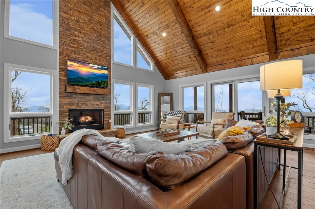 94 Silver Fox Ridge, Beech Mountain, NC 28604 - #1