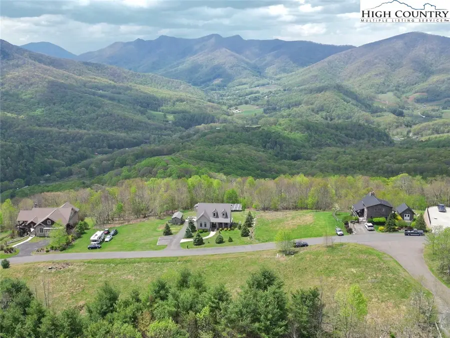 899 Lauren Lane, West Jefferson, NC 28694 - #2