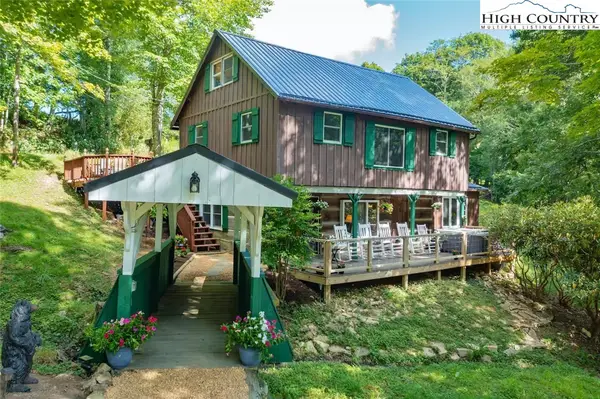 17 Grey Fox Ridge Road, Banner Elk, NC 28604