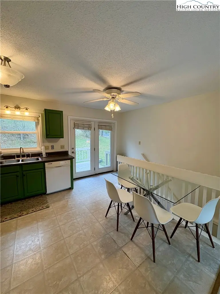 5416 Bamboo Road, Boone, NC 28607 - #3