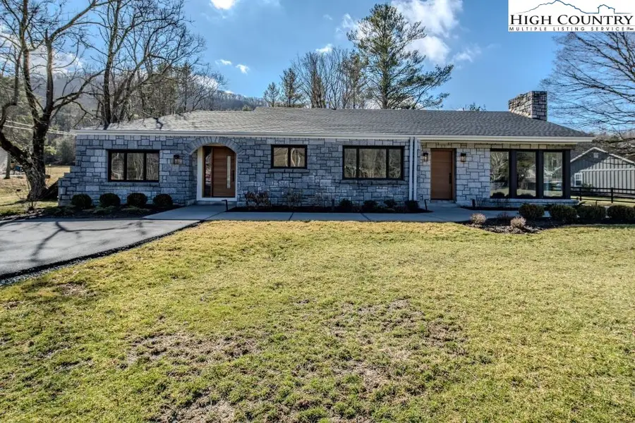 115 Balsam Lane, Banner Elk, NC 28604 - #2