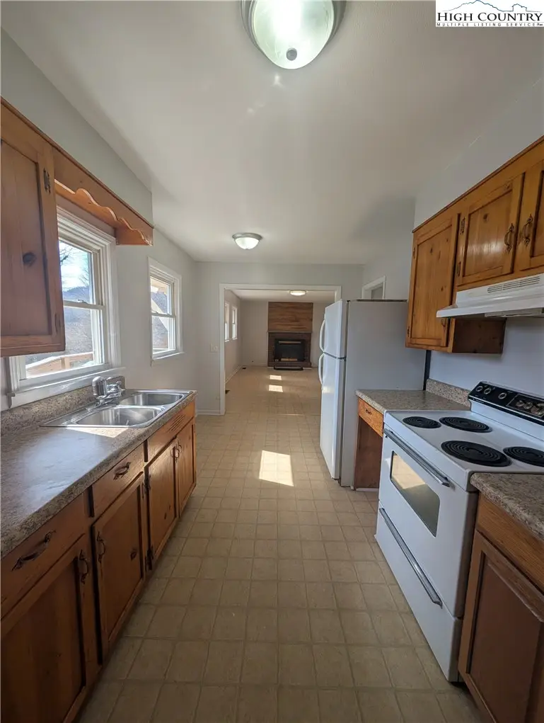 111 Dove Road, Sparta, NC 28675 - #2