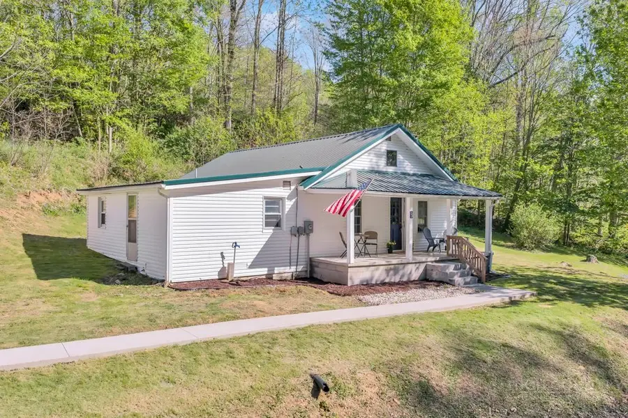 496 Camp Joy Road, Zionville, NC 28698 - #2