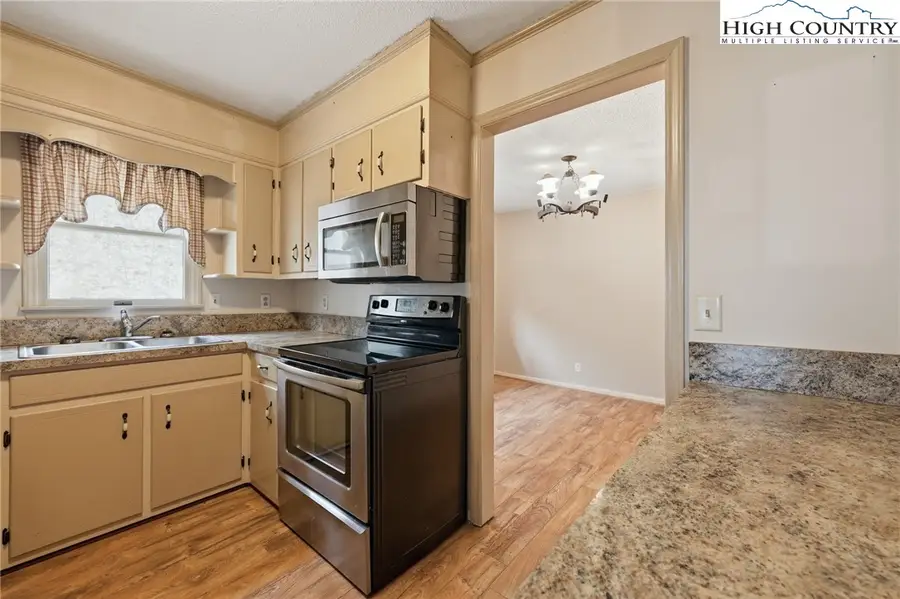 2202 Old 16 Highway, Jefferson, NC 28640 - #2